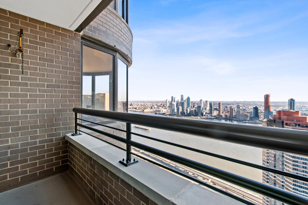 330 East 38th Street 52k New York Ny New York Condos Murray Hill 2 Bedroom Condo For Sale