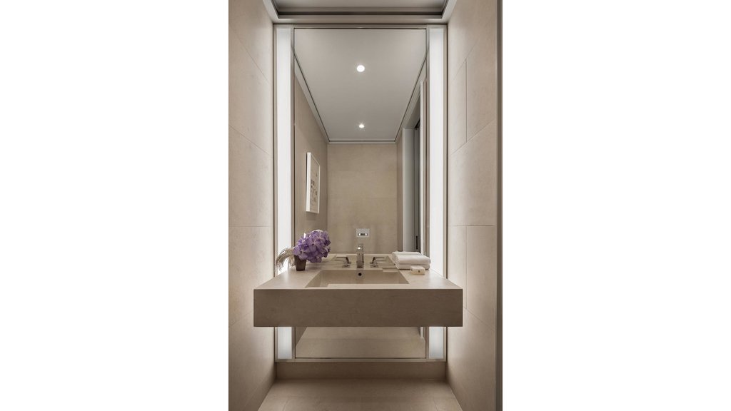 53 West 53rd Street, Unit 17B photo 8