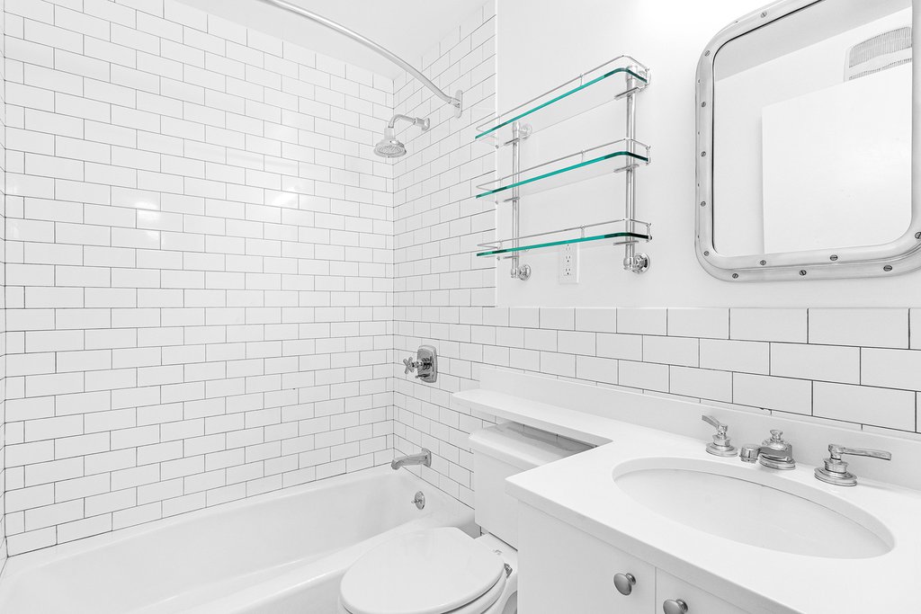 330 East 39th Street Murray Hill New York NY 10016