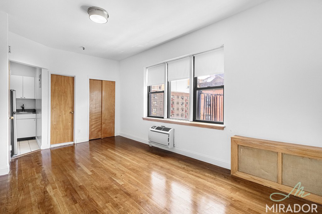 1435 York Avenue 5G Upper East Side New York NY 10075
