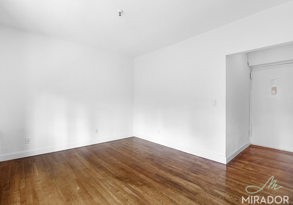 1435 York Avenue 5G Upper East Side New York NY 10075