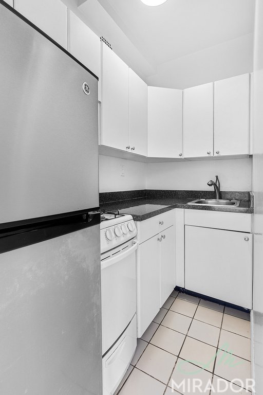 1435 York Avenue 5G Upper East Side New York NY 10075