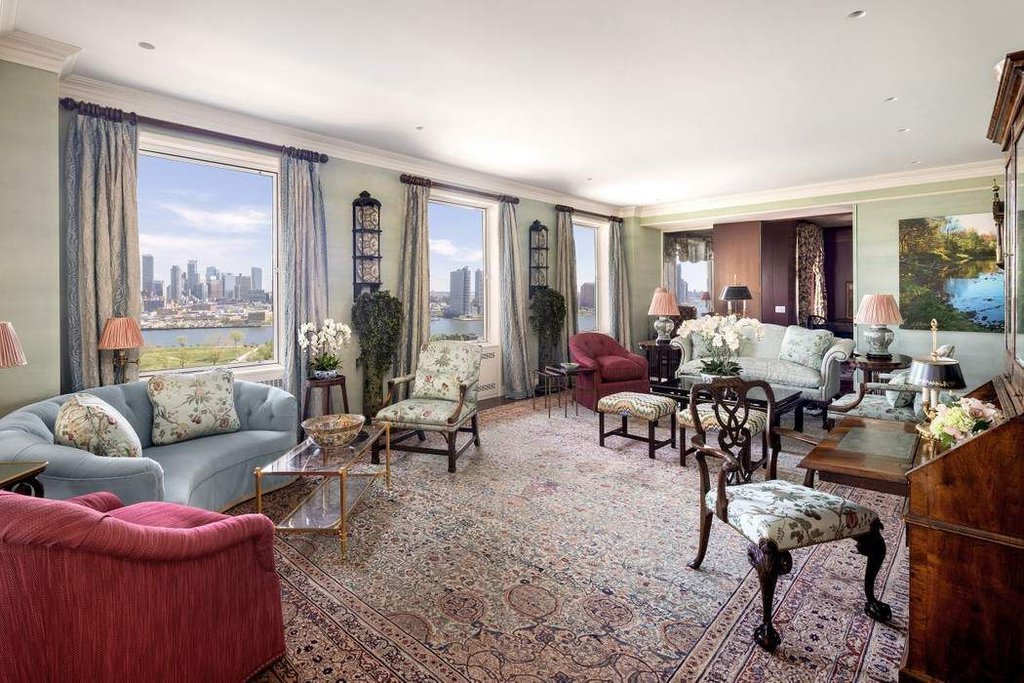435 East 52nd Street, Unit 13A photo 3