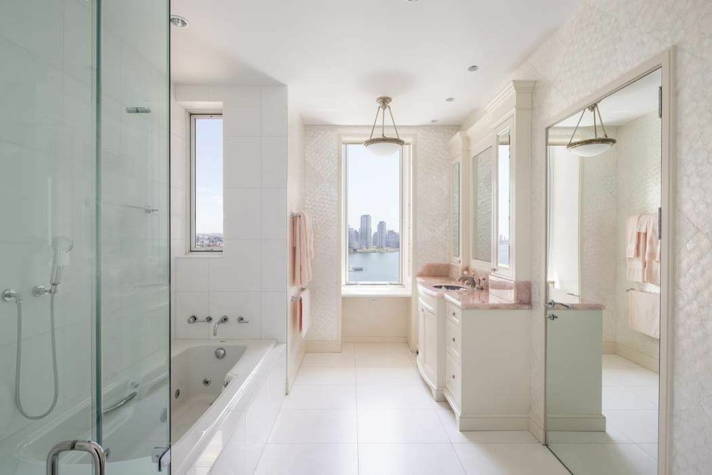 435 East 52nd Street, Unit 13A photo 16