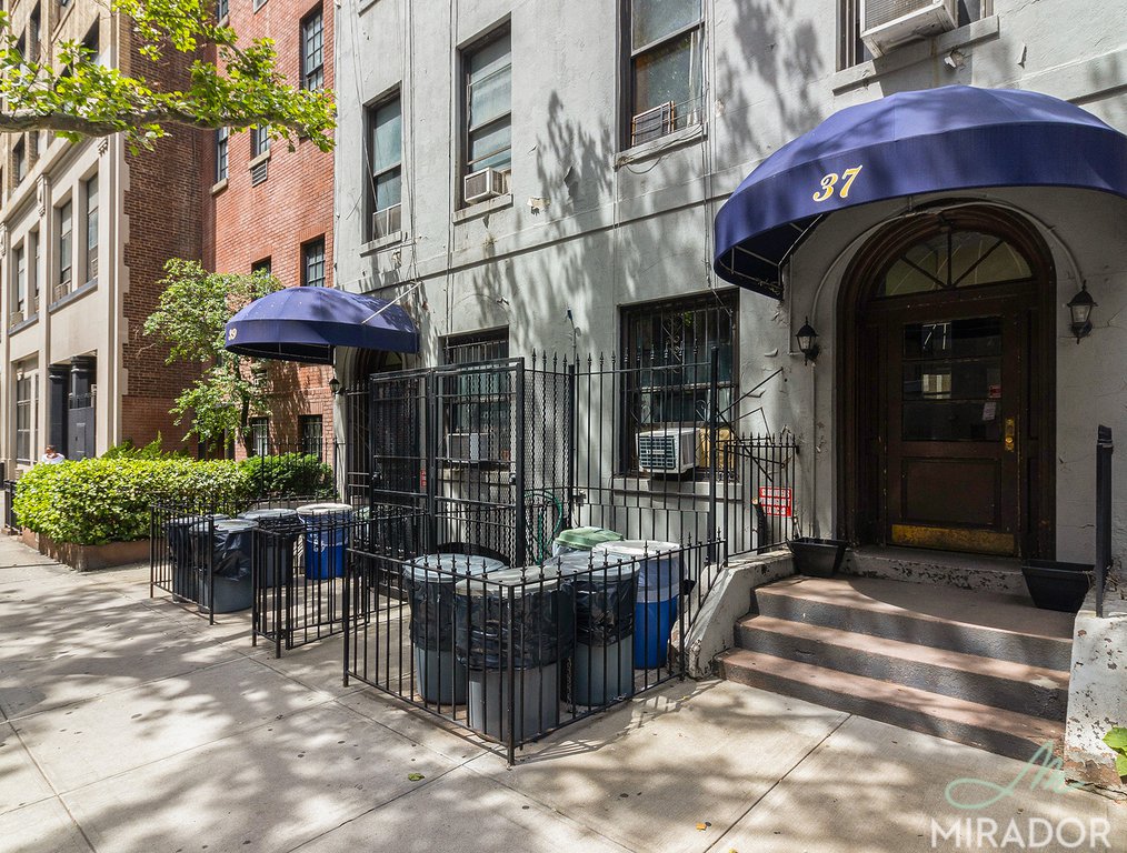37 West 16th Street 3R Flatiron District New York NY 10011