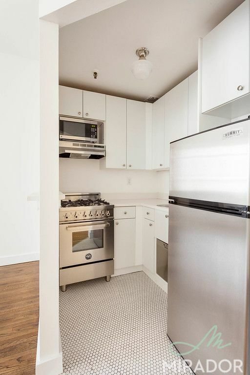 127 Fourth Avenue 3E Greenwich Village New York NY 10003