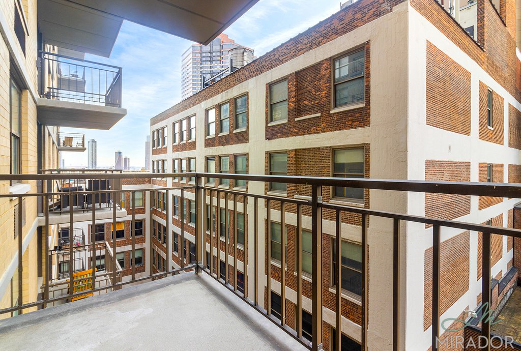 330 East 39th Street 10R Murray Hill New York NY 10016