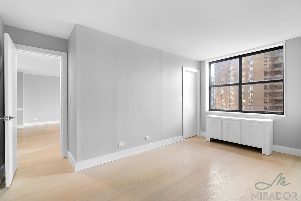 330 East 39th Street 11B Murray Hill New York NY 10016