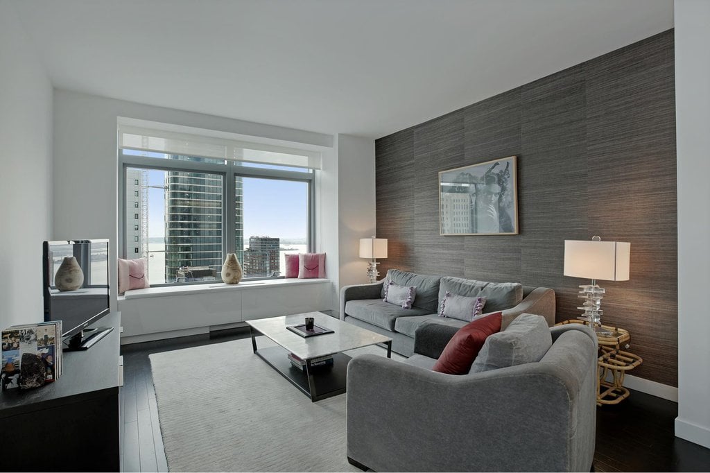 123 Washington Street, Unit 38GH