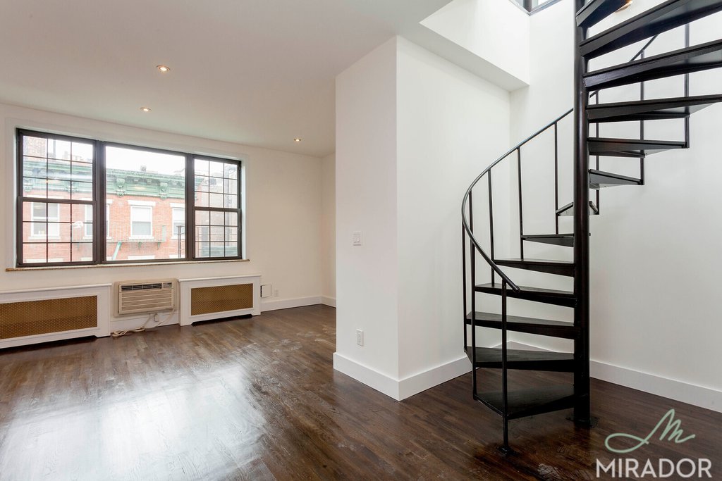 116 Thompson Street 4C Soho New York NY 10012