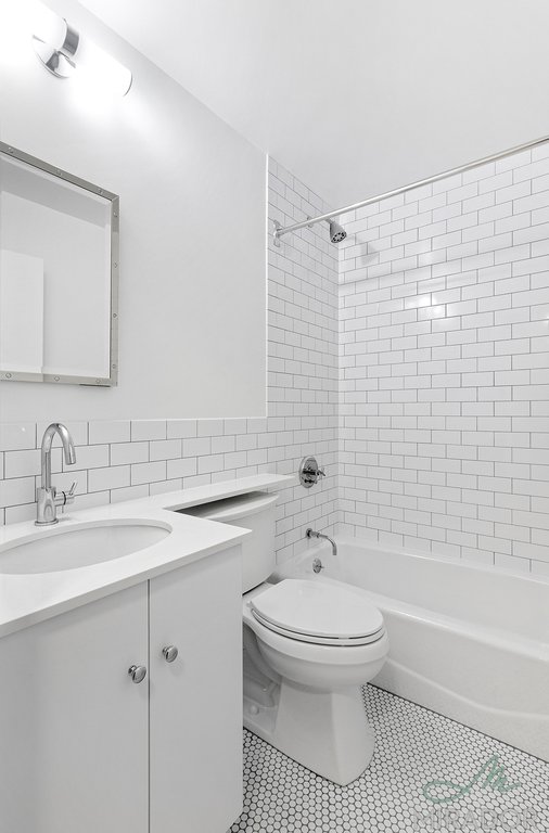 330 East 39th Street 11R Murray Hill New York NY 10016