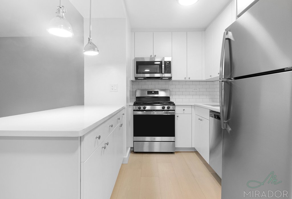 330 East 39th Street 11R Murray Hill New York NY 10016