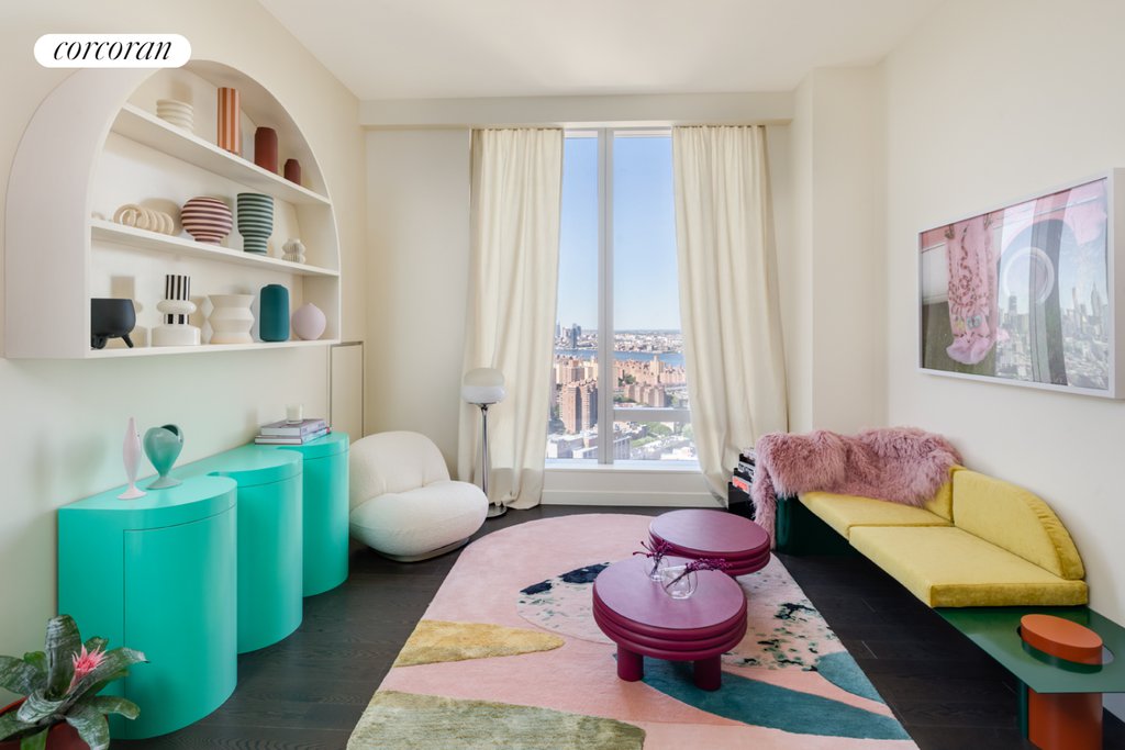 252 South Street, Unit 8J
