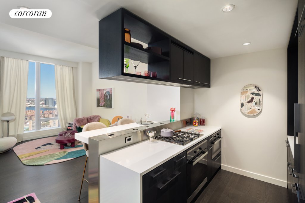 252 South Street, Unit 8J photo 4
