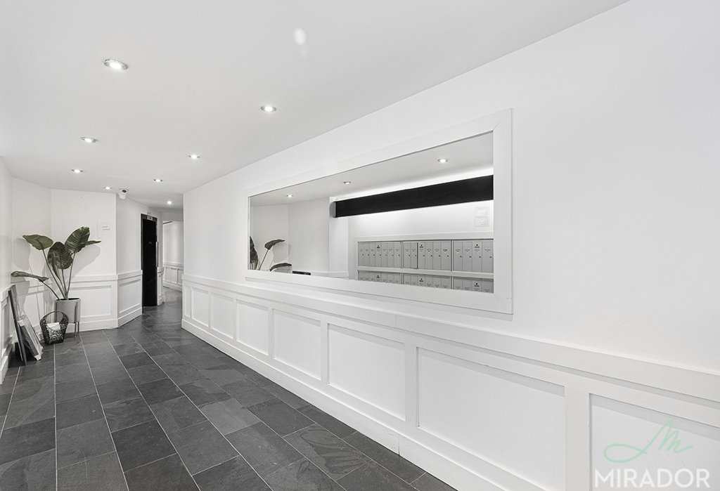 27 West 16th Street 2D Flatiron District New York NY 10011