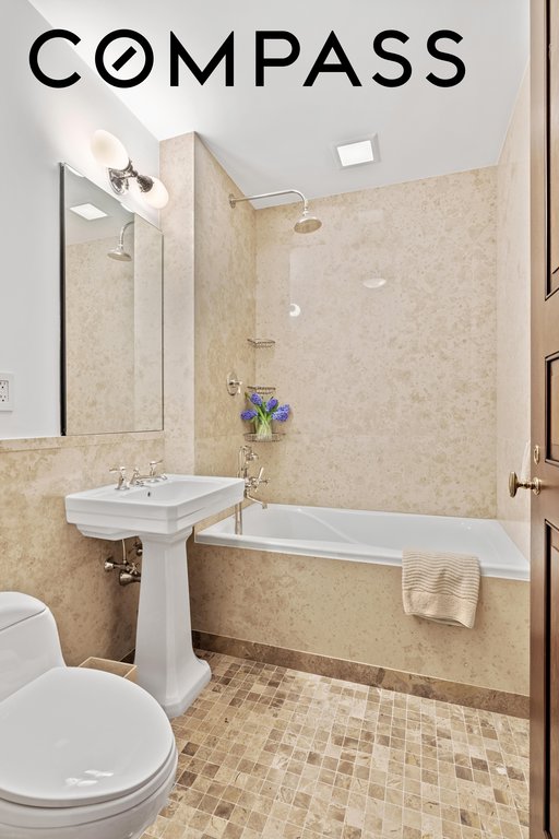 823 Park Avenue, Unit 5 photo 14