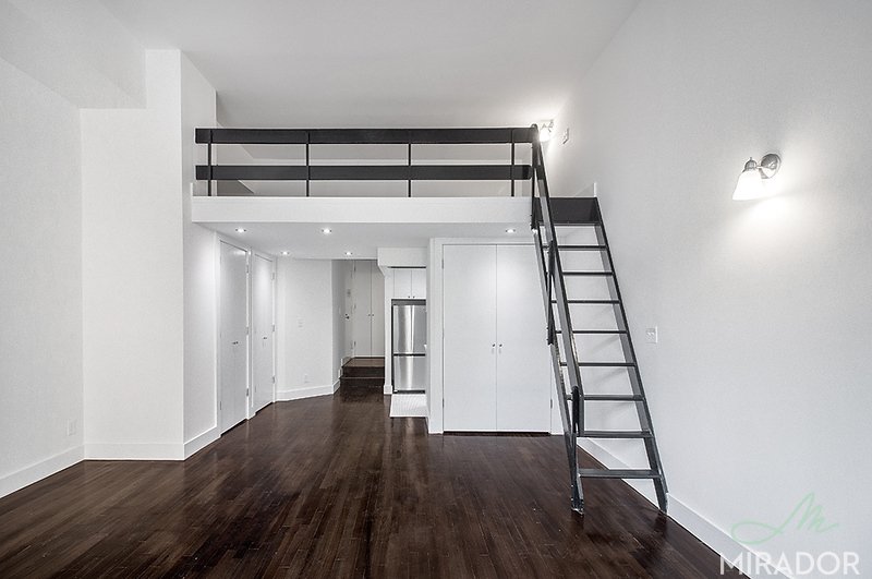 304 East 20th Street LC Gramercy Park New York NY 10003