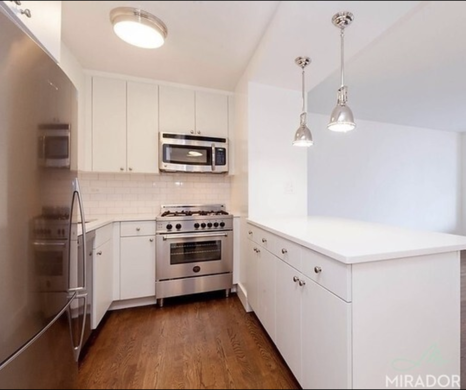 330 East 39th Street 34B Murray Hill New York NY 10016