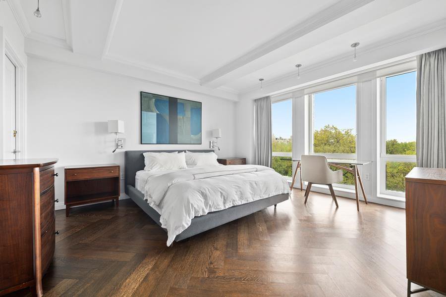 160 Central Park South, Unit 705 photo 6