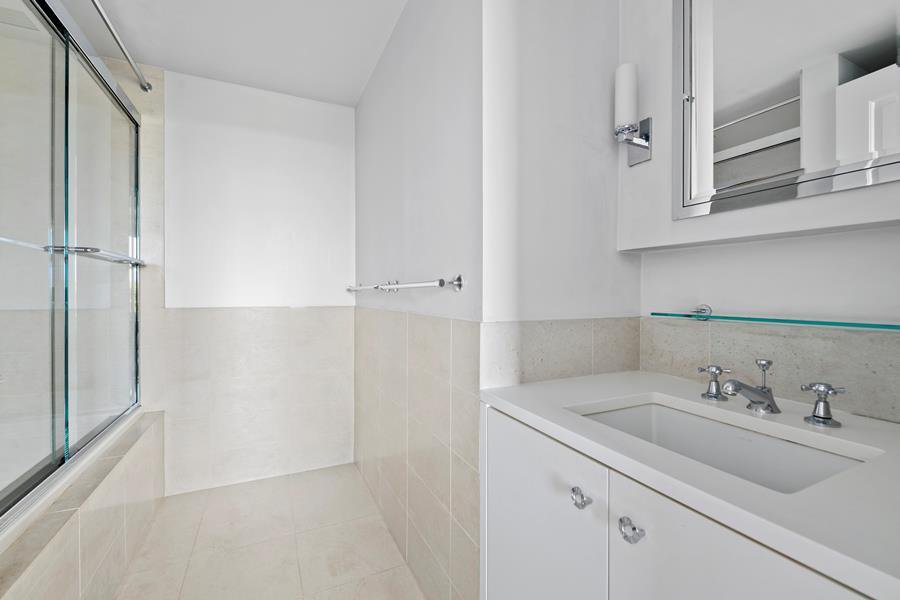 160 Central Park South, Unit 705 photo 9