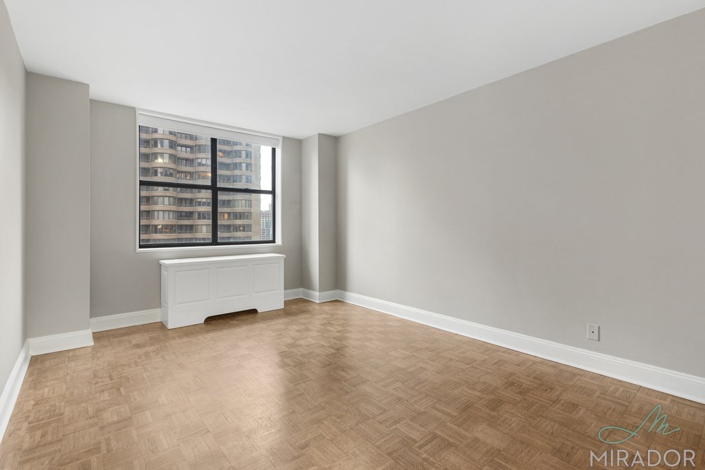 330 East 39th Street 18A Murray Hill New York NY 10016