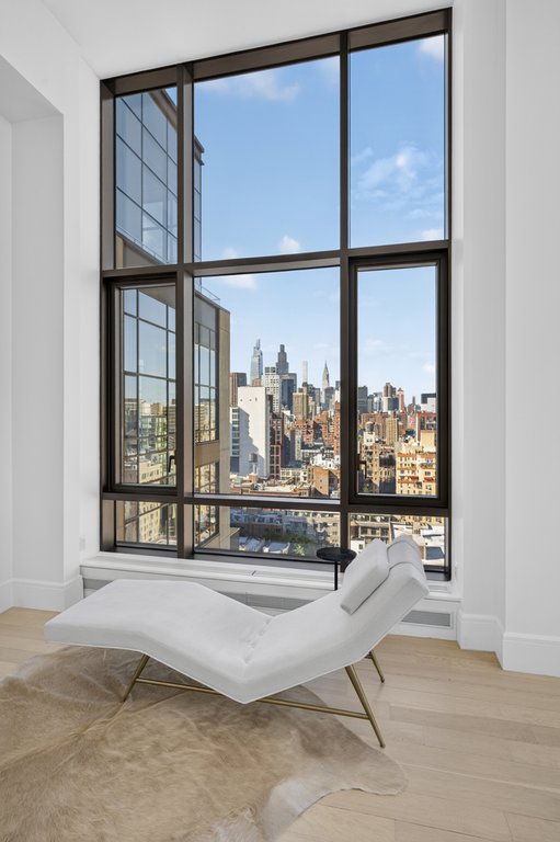 215 East 19th Street, Unit 17D photo 7