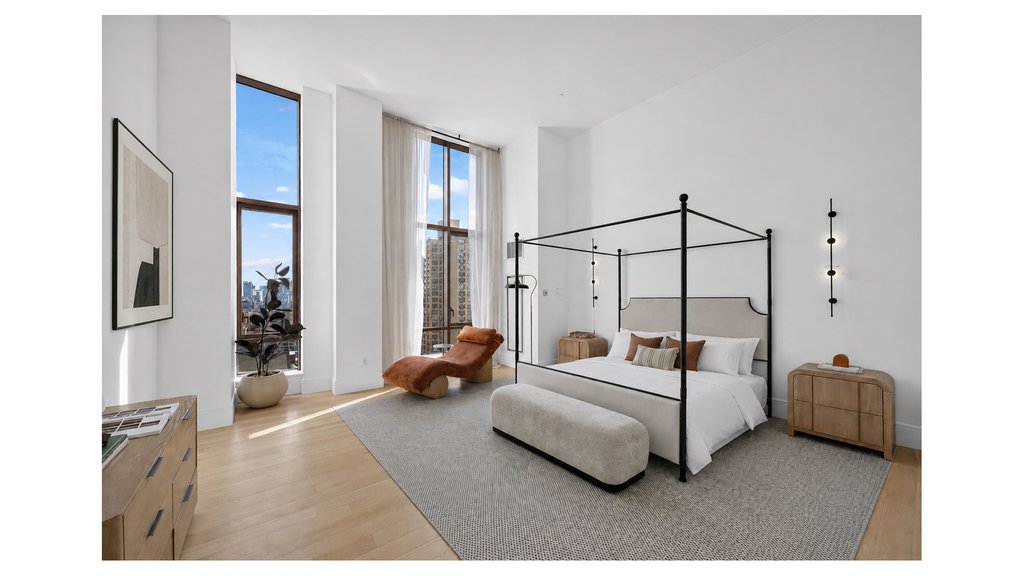 215 East 19th Street, Unit 17D photo 5