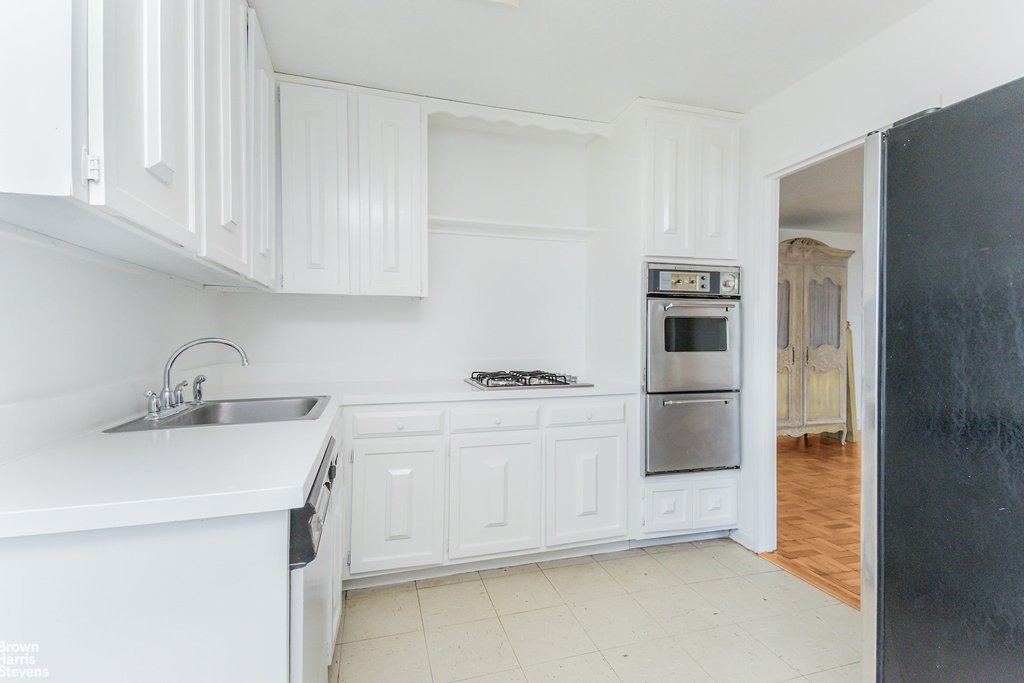 3333 Henry Hudson Parkway, Unit 21R photo 14