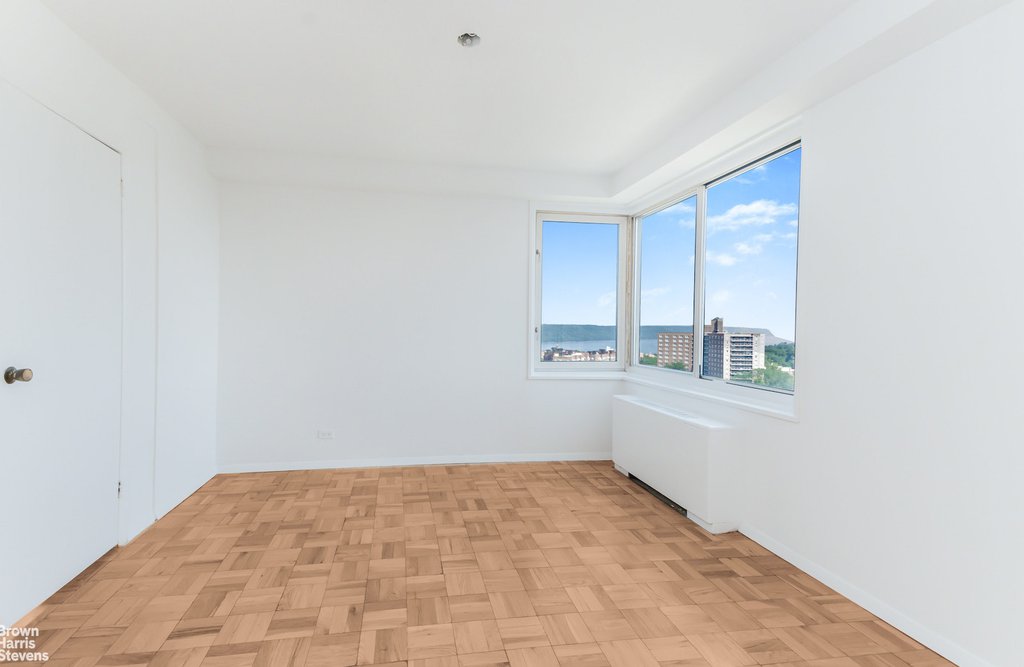 3333 Henry Hudson Parkway, Unit 21R photo 16