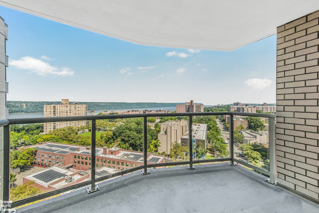 3333 Henry Hudson Parkway, Unit 21R photo 18