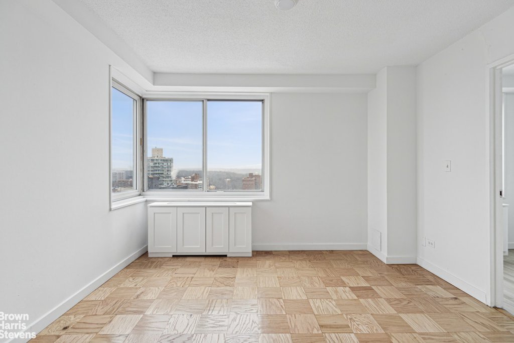 3333 Henry Hudson Parkway, Unit 21R photo 12