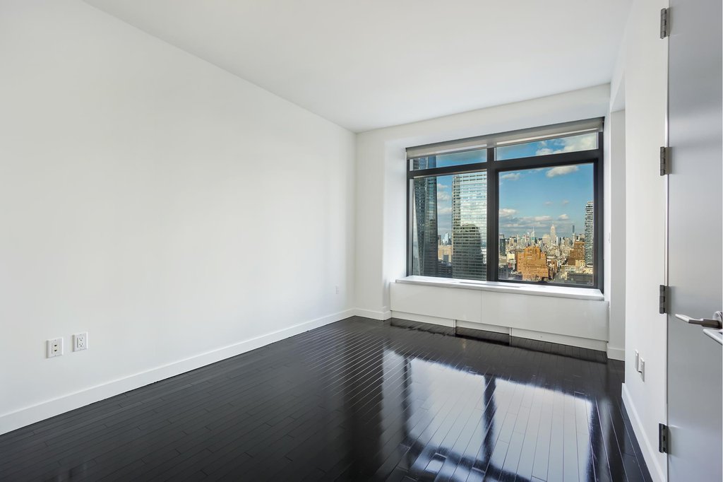 123 Washington Street, Unit 42D photo 3