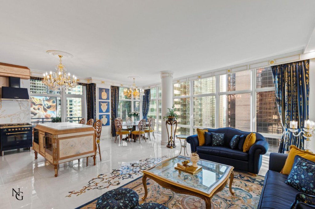 1600 Broadway, Unit PH4C