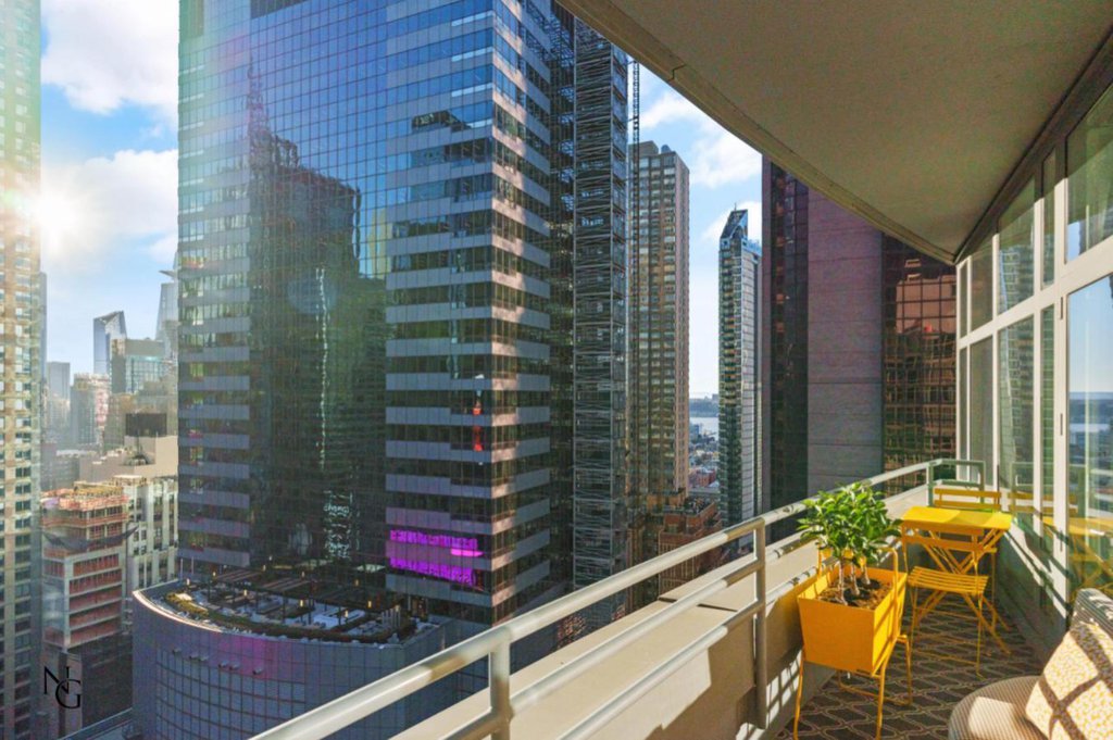 1600 Broadway, Unit PH4C photo 19