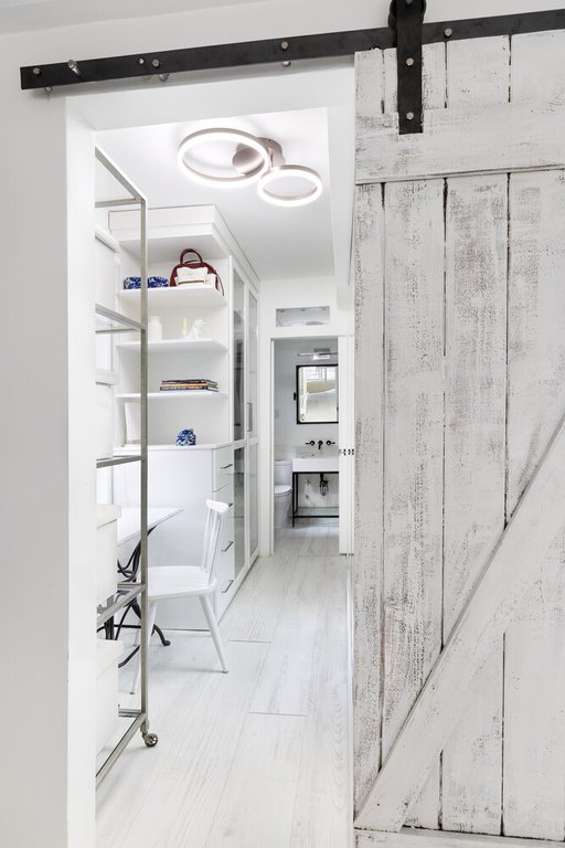 750 Park Avenue, Unit 16D photo 3