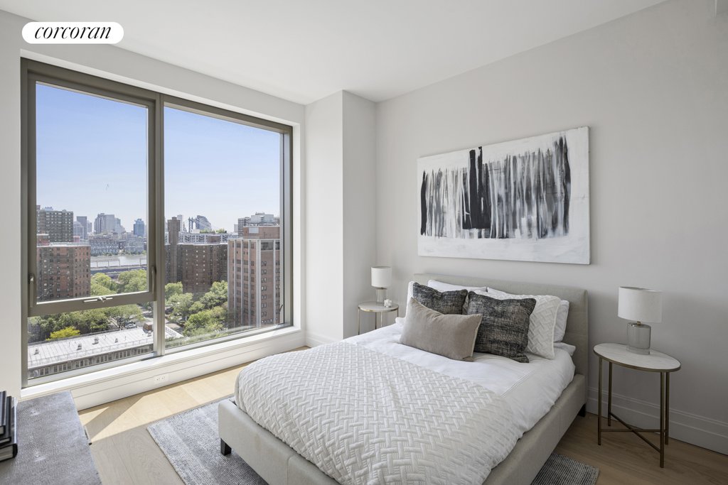 222 East Broadway, Unit 14A photo 4