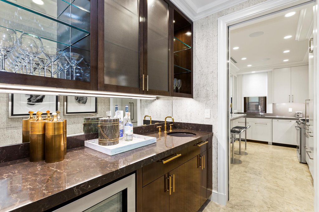 781 Fifth Avenue, Unit 1101 photo 8