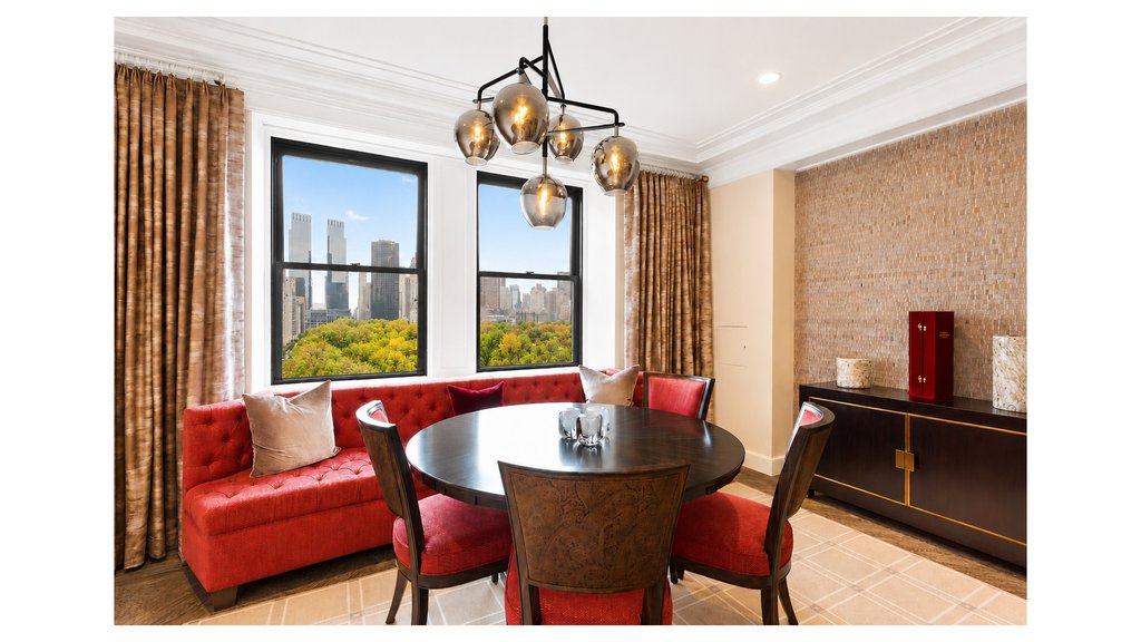 781 Fifth Avenue, Unit 1101 photo 2
