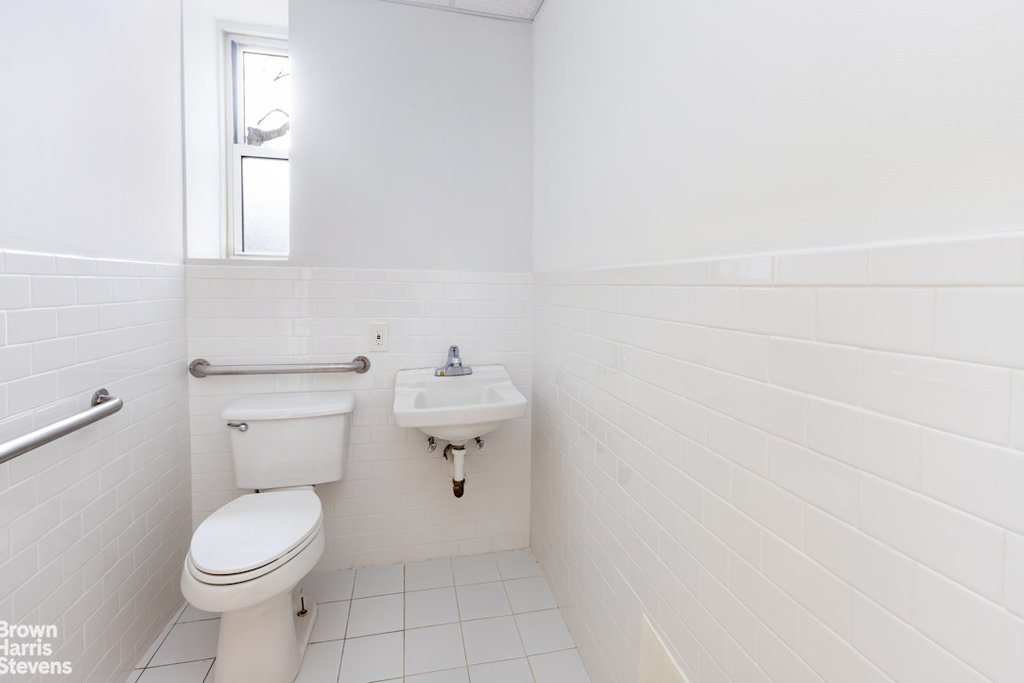 5601 Riverdale Avenue, Unit D1 photo 7