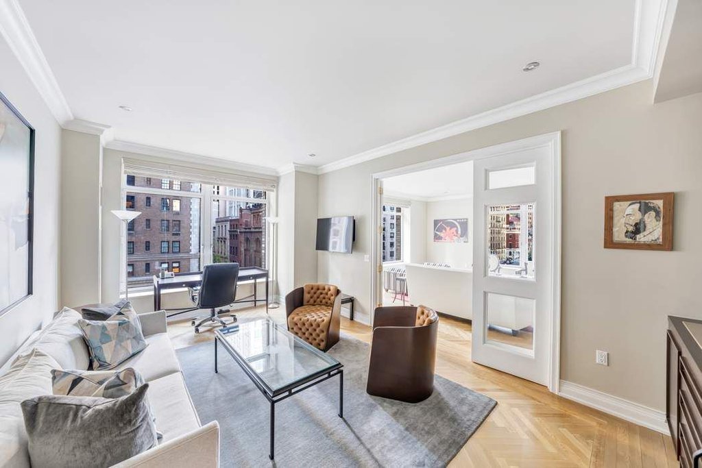 515 Park Avenue, Unit 5A