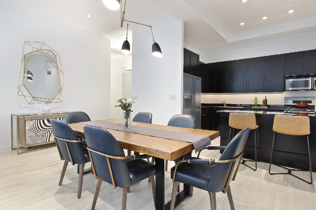 252 Seventh Avenue, Unit 5B photo 2