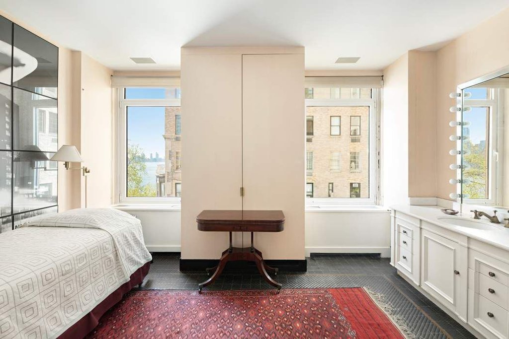 435 East 52nd Street, Unit 2/3F photo 9