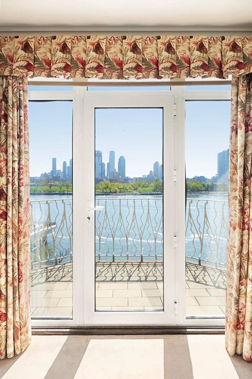 435 East 52nd Street, Unit 2/3F photo 10