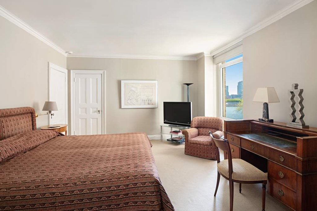 435 East 52nd Street, Unit 2/3F photo 12