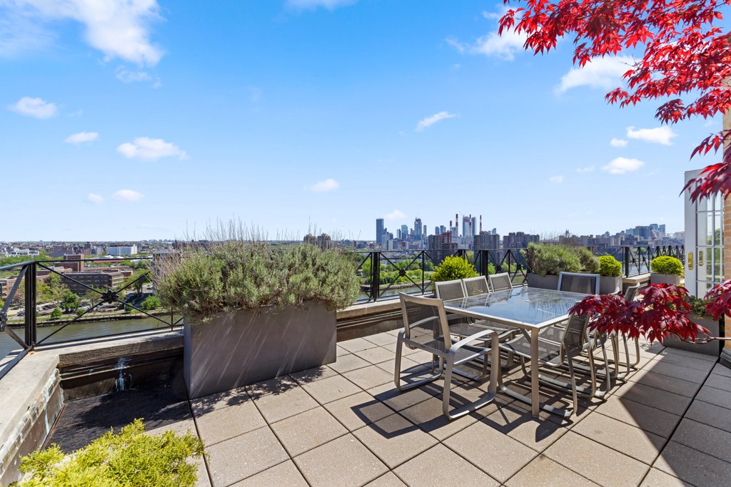 1 East End Avenue, Unit PHC