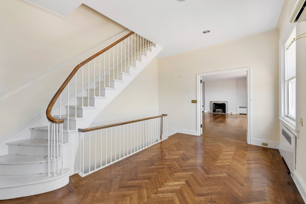 1 East End Avenue, Unit PHC photo 10