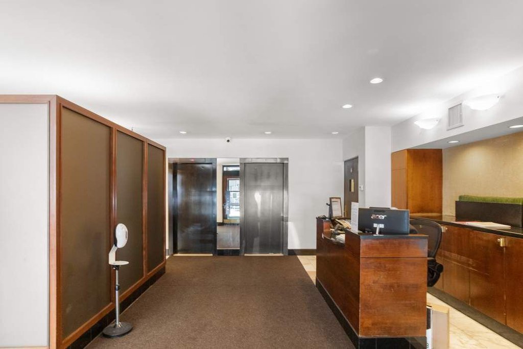 245 East 24th Street, Unit 11K photo 12