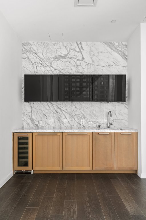 19 Park Place, Unit PH photo 3