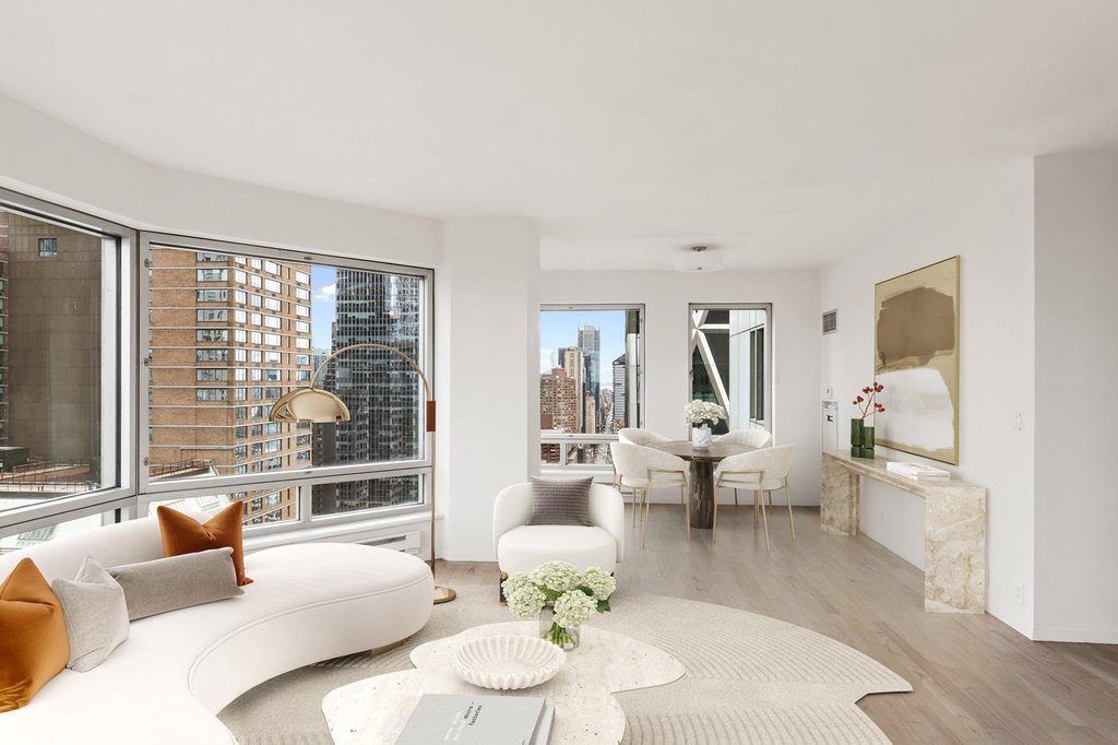 301 West 57th Street, Unit 34C photo 2