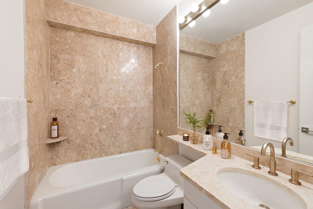 301 West 57th Street, Unit 34C photo 9